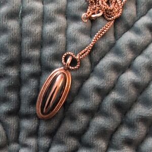 Elegant 925 Sterling Silver And Hematite Pendant Necklace